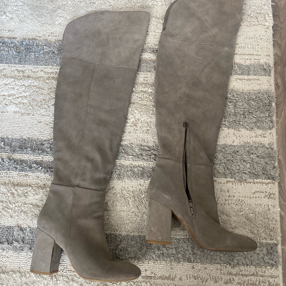 Reaction Kenneth Cole gray thigh high suede boots size 7.5